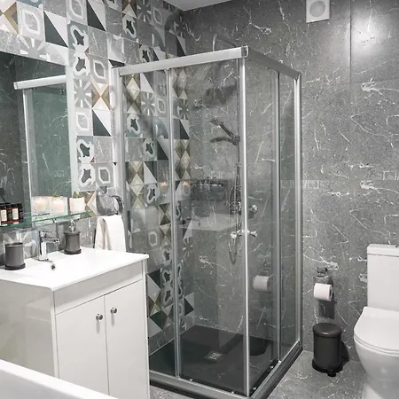 Kamaroporta Luxury *