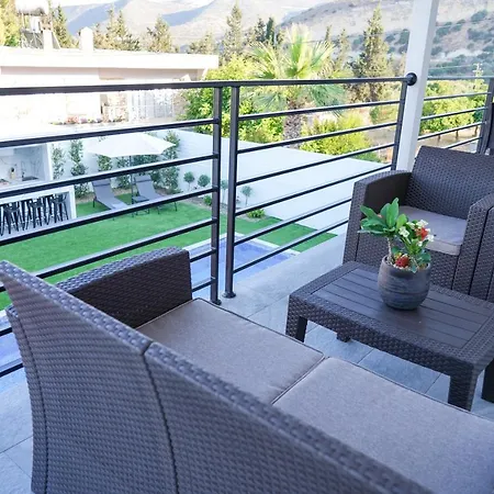 Kamaroporta Luxury Aparthotel Agios Theodoros