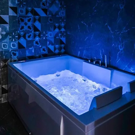 Kamaroporta Luxury Aparthotel
