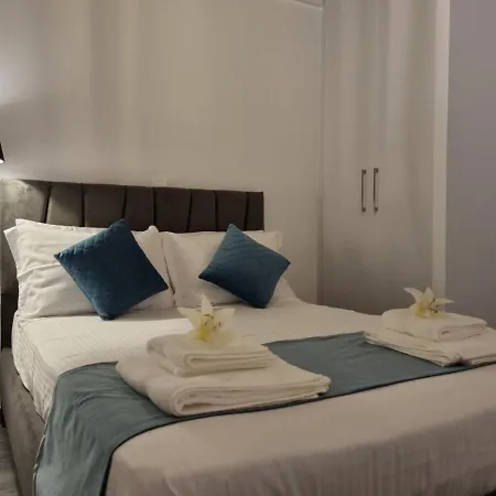 Kamaroporta Luxury