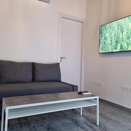 Ξενοδοχείο με διαμερίσματα Kamaroporta Luxury *