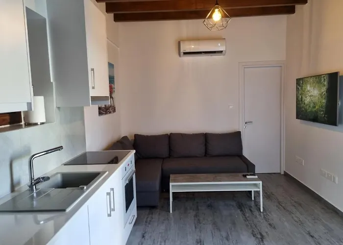 Kamaroporta Luxury * Agios Theodoros